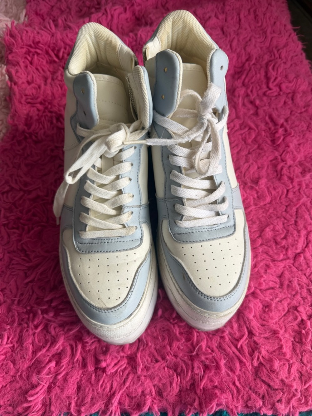 Steve Madden size 10 White and Light Blue High-Top platform Sneakers